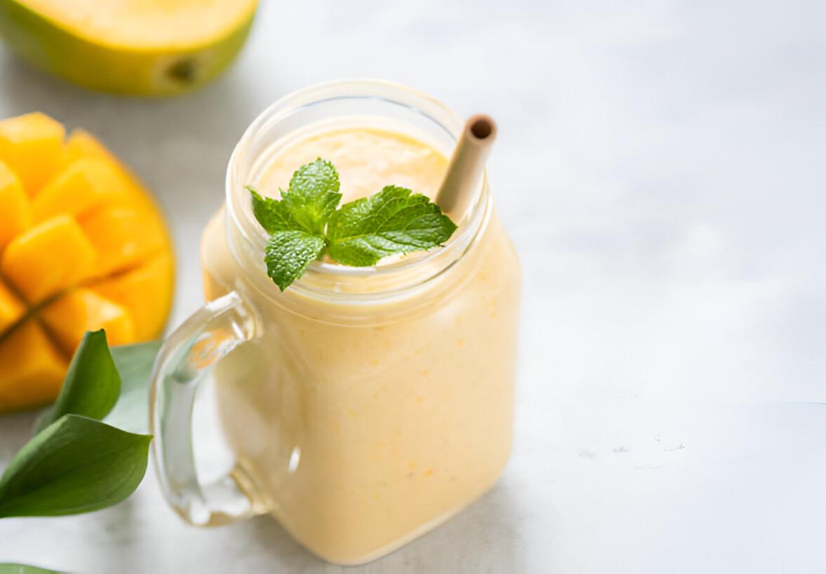 Make mango yogurt smoothie in a blender?